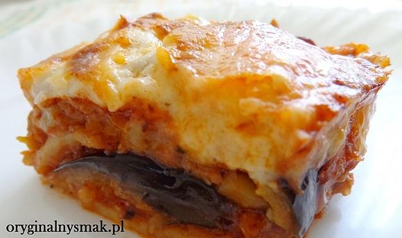 Moussaka grecka z bakłażanem i mięsem mielonym