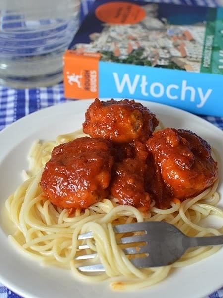 Klopsiki po włosku w sosie pomidorowym z tymiankiem i spaghetti