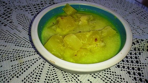 Zupa ananasowa