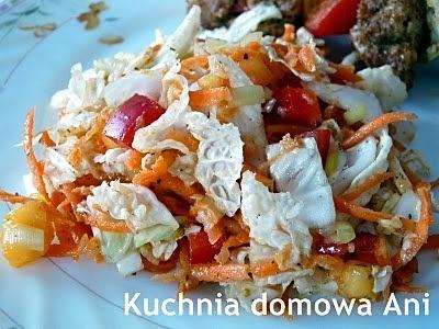 Surówka z kapusty pekińskiej i owocu kaki