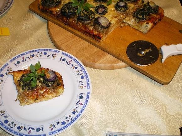 Prawie pizza z pieczarkami i kurczakiem