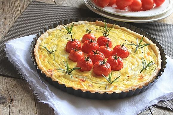 Tarta z pomidorkami koktajlowymi i ricottą