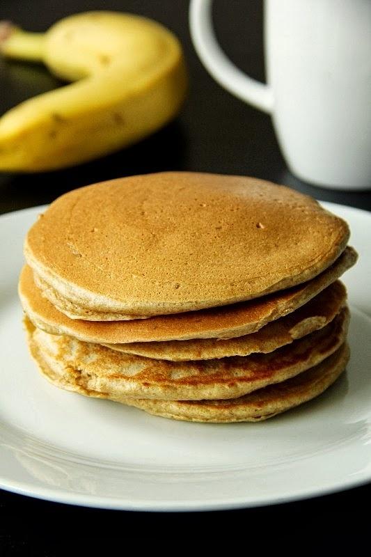 Puszyste orkiszowe pancakes z kokosem