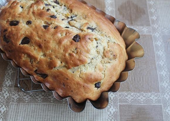Babka drożdżowa z czekoladą i pomarańczą
