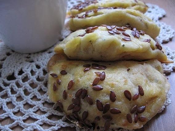 Pieczone pierożki z soczewicą