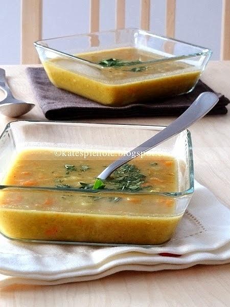 Mulligatawny z jabłkiem i soczewicą