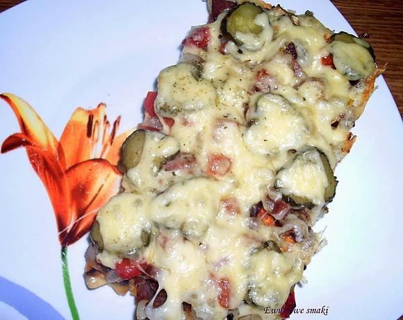 Pizza z ogórkiem