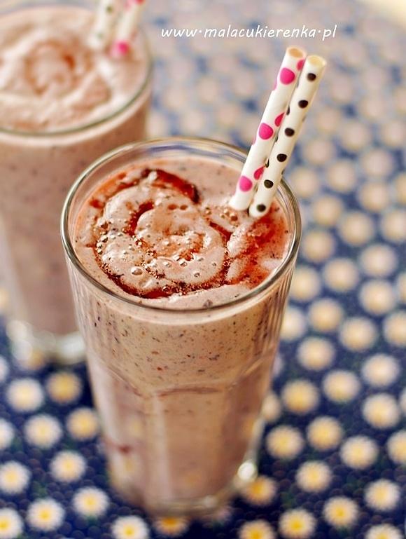 Smoothie jagodowo-truskawkowe