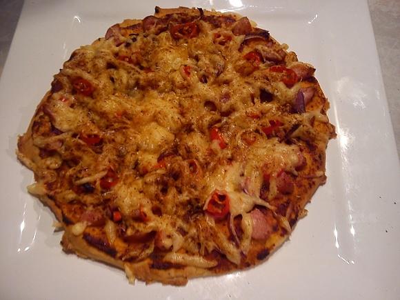 Pizza z peperoni