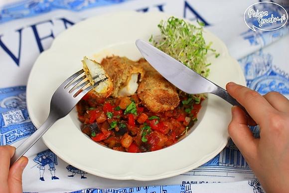 Pieczony filet z mintaja w panko na ratatouille
