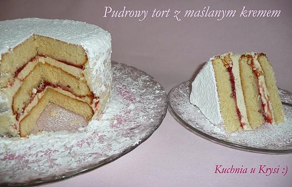 Pudrowy tort z maślanym kremem
