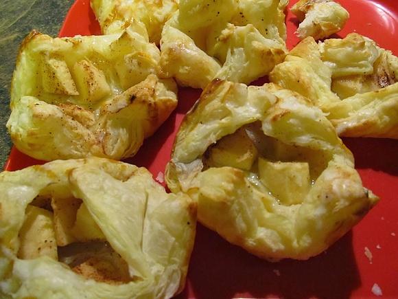 Ciastka francuskie z jabłkiem