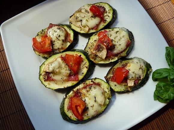 Cukiniowe pizze