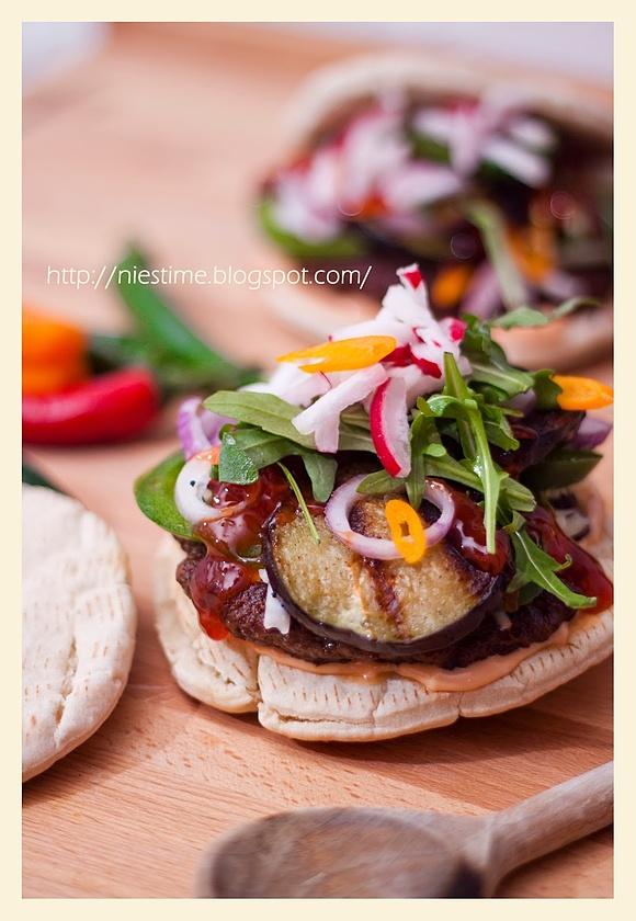 Hamburger w picie