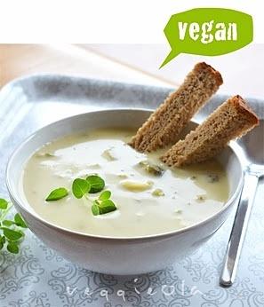 Delikatna zupa brokułowa