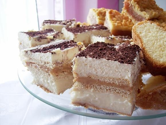 3 bit - kremowe ciasto z herbatnikami i masą kajmakową