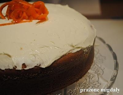 Ciasto marchewkowe z kremem z mascarpone