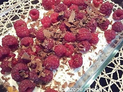 Lekkie tiramisu z malinami