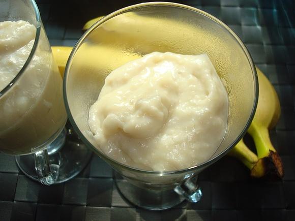 Budyń bananowy