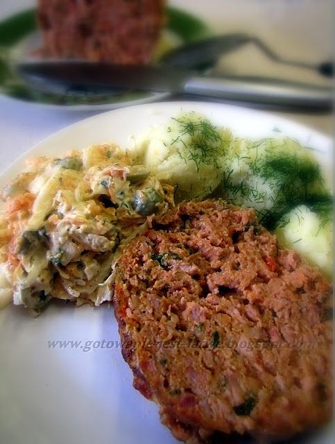 Pieczona soczysta z warzywami
