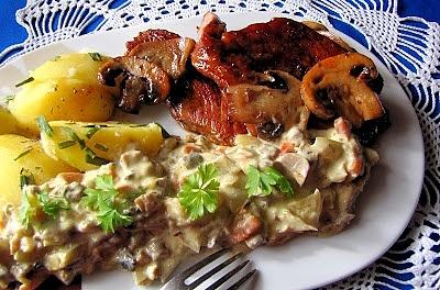 Pieczarki duszone z wieprzowiną i śmietaną