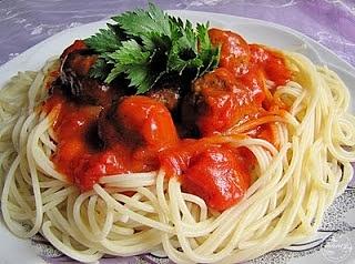 Spaghetti z klopsikami wołowymi
