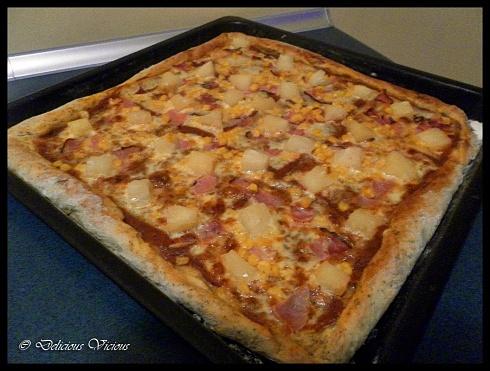 Pizza na cienkie ciasto z własnymi dodatkami