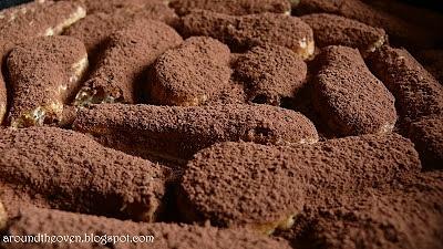 Tiramisu z kawą i Amaretto w formie na ciasto