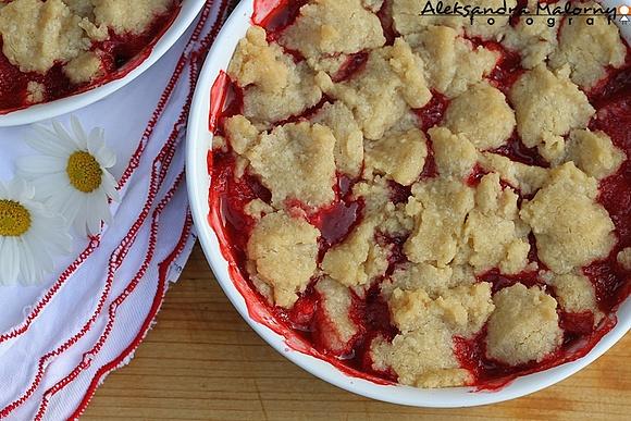 Crumble truskawkowe