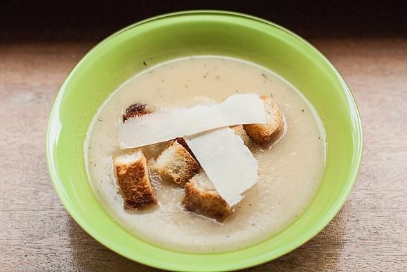 Cebulowa zupa krem