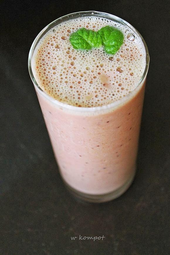 Smoothie truskawka i kiwi