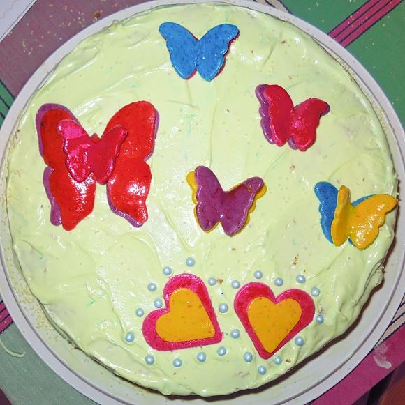 Tort z motylkami