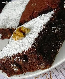 Brownie - czekoladowe ciasto z orzechami i dodatkami