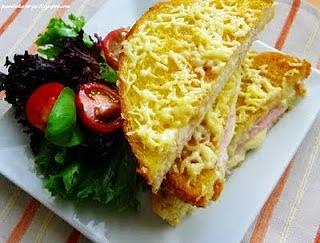 Croque monsieur - francuska kanapka na gorąco