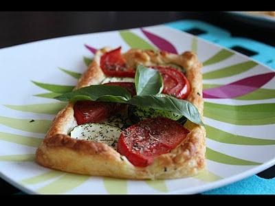 Mini tarta z ciasta francuskiego