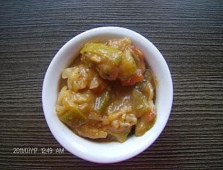 Potrawka z cukinii, kapusty i indyka