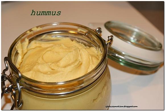 Hummus - libańska pasta z ciecierzycy