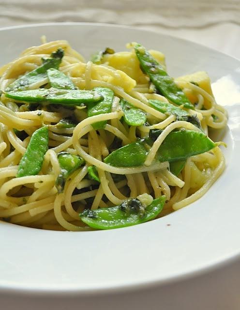 Makaron z pesto po genueńsku
