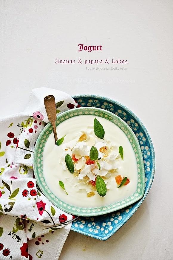 Na śniadanie jogurt w stylu hawajskim
