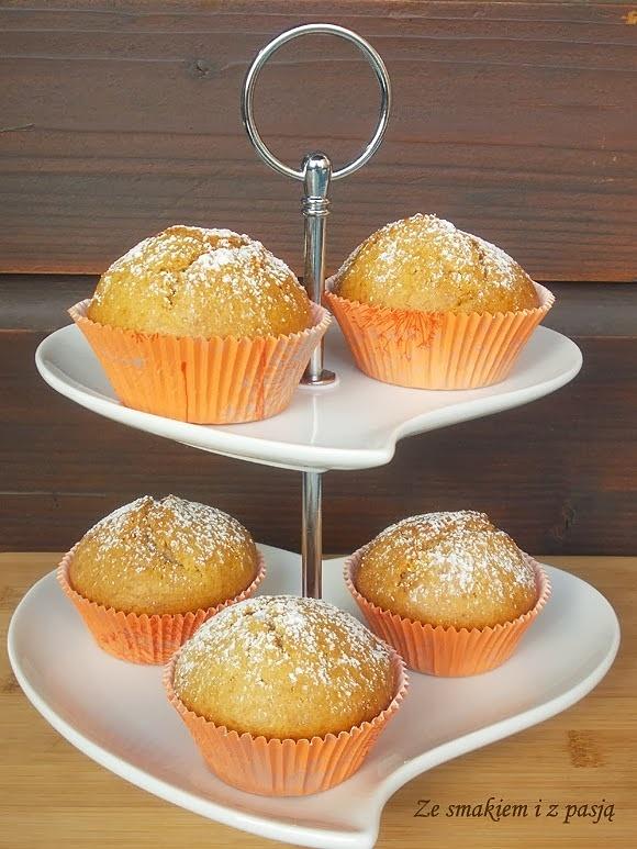 Cytrynowe muffinki orkiszowe z czekoladą