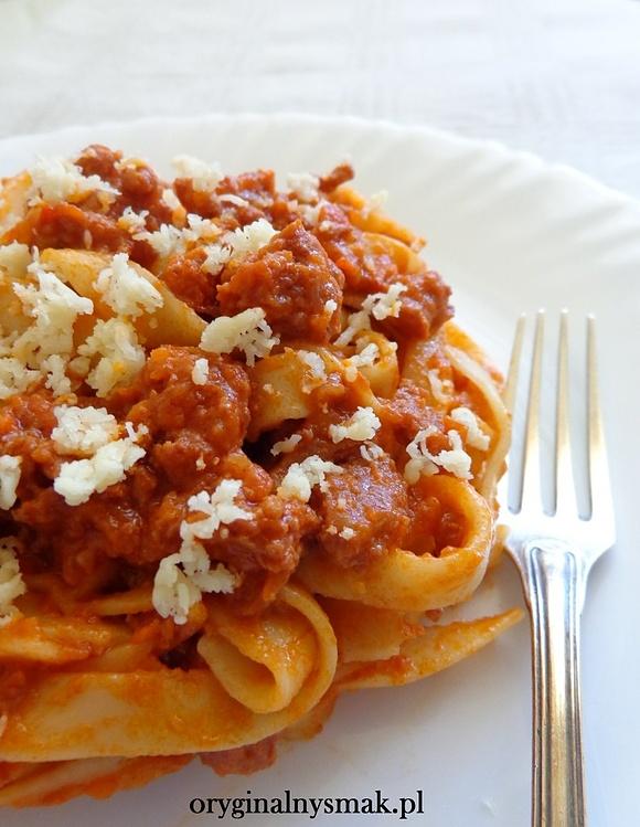 Ragu alla bolognese sos boloński