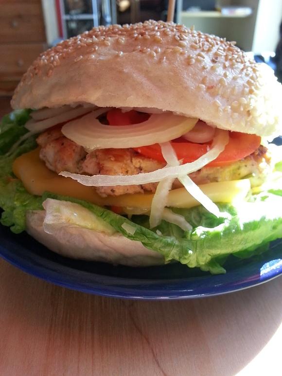 Domowe hamburgery drobiowe