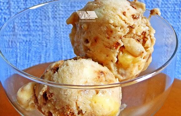 Szybkie lody bananowe z czekoladą