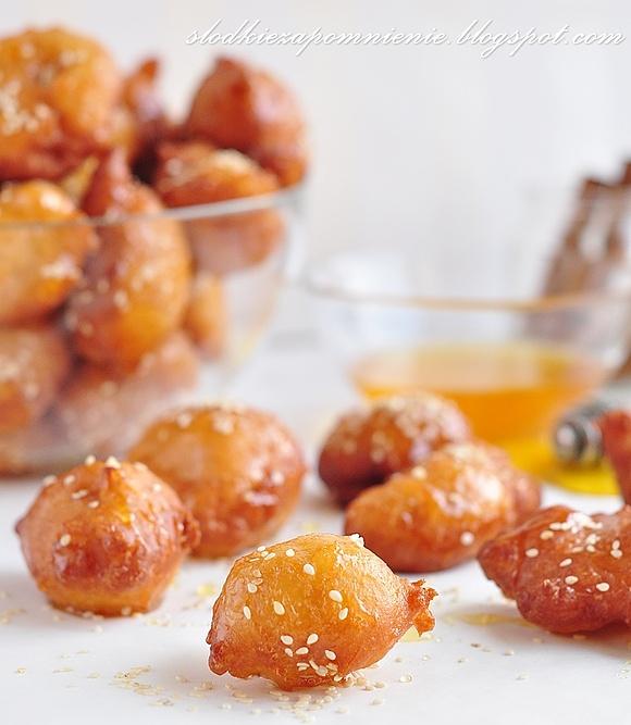 Pączki po grecku loukoumades