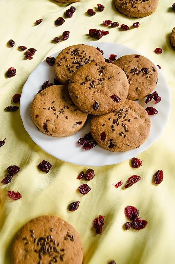 Bananowe ciasteczka z bakaliami