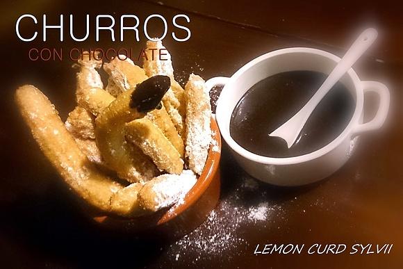 Churros z czekoladą