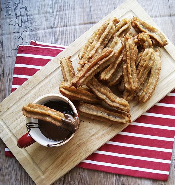 Churros z czekoladą na tłusty czwartek