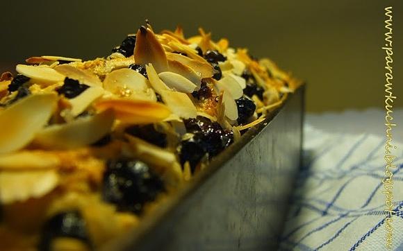 Migdałowa babka z borówkami - weekendowa cukiernia