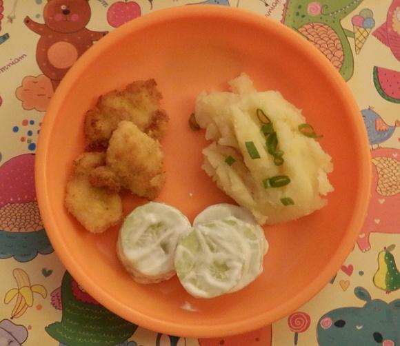 Nuggetsy z kurczaka dla dzieci - zdrowa wersja w domu