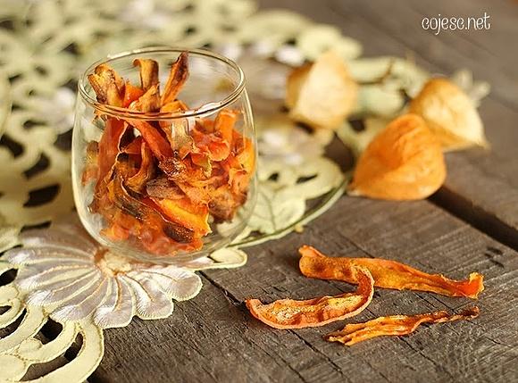 Zdrowe chipsy marchewkowe - przepis na zdrową przekąskę